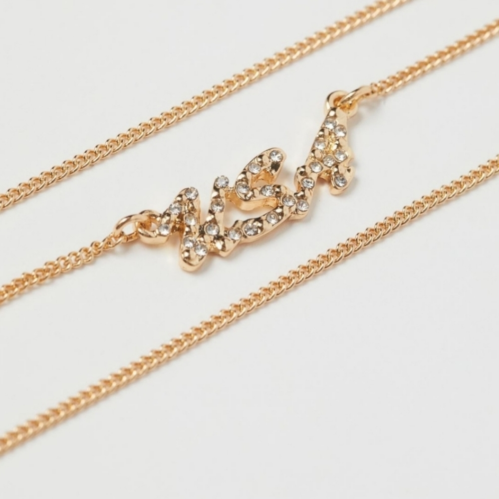 H&M necklace with USA pendant